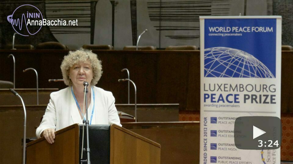 VIDEO: Anna Bacchia presenta il Progetto ÌNIN EDU al Luxembourg Peace Prize 2019